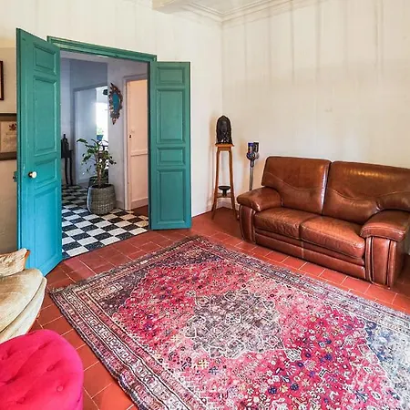 Holiday home Maison De Caractere Chaleureuse Avec Grand Jardin