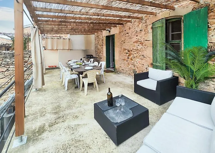 Maison De Caractere Chaleureuse Avec Grand Jardin Ferienhaus Gabian